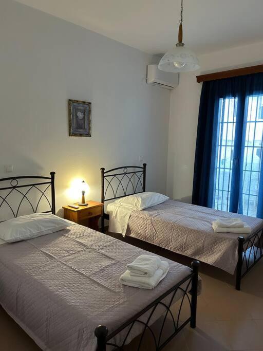 Fotini'S Apartment Naxos City Buitenkant foto